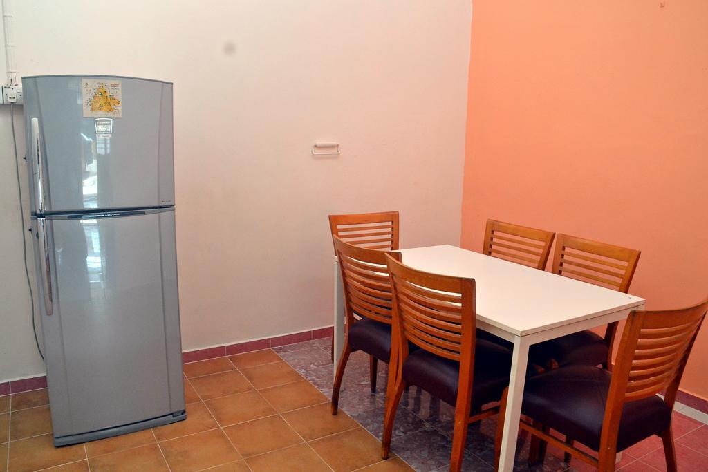 Homestay Kota Bharu, Telipot Екстер'єр фото
